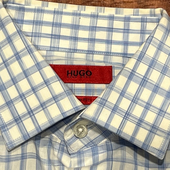 Hugo Boss Classic Checkered Blue Mens Dress Button Down Shirt - Picture 3 of 6